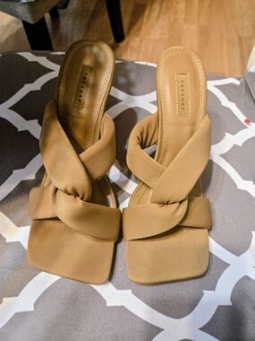 Topshop Tan Knotted Mule Slides